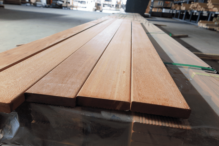 Decking Kapur